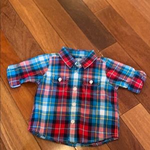 Baby Gap button down plaid 6-12 months -never worn